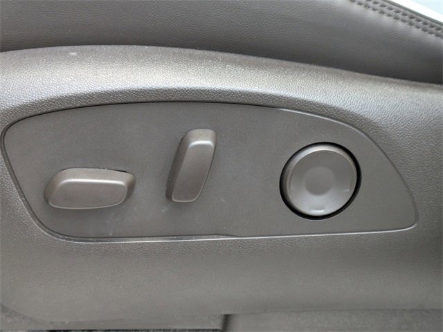 Used 2024 GMC Acadia Denali image 22