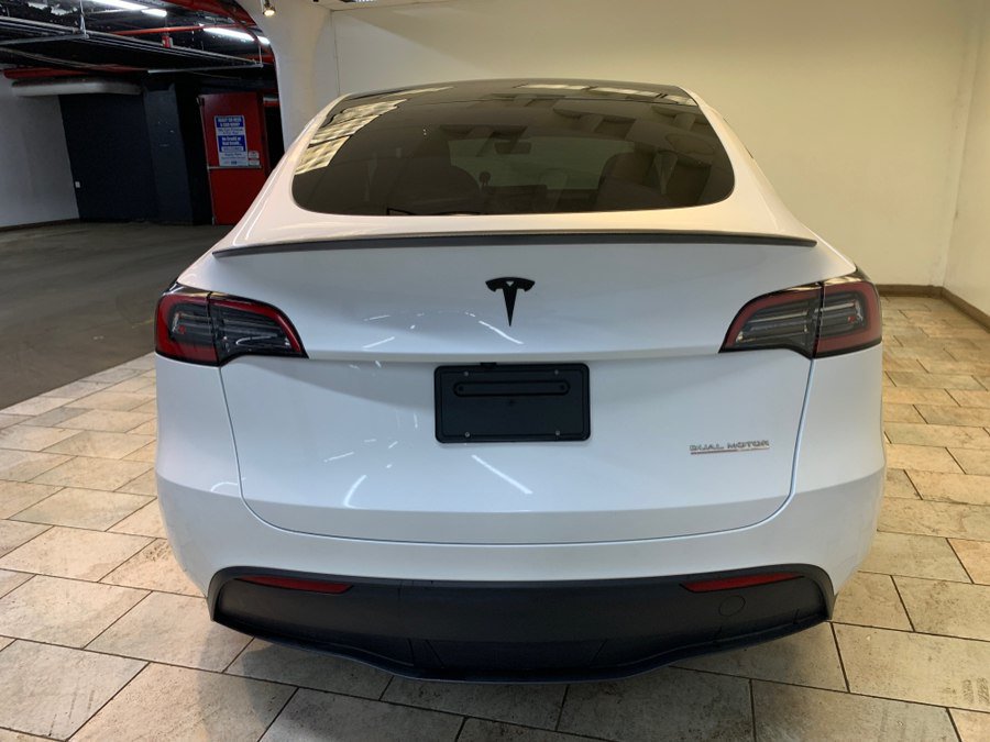 Used 2023 Tesla Model Y Performance AWD/4WD image 6