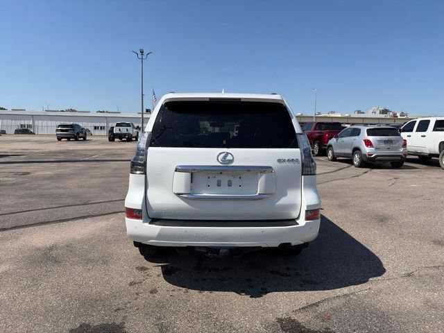 Used 2016 Lexus GX 460 Luxury w/ Preferred Accessory Package AWD/4WD image 6
