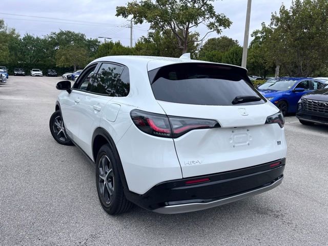 Used 2023 Honda HR-V EX-L image 3
