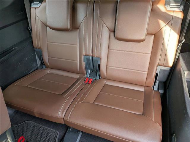 Used 2021 Volkswagen Atlas SEL R-Line FWD image 17