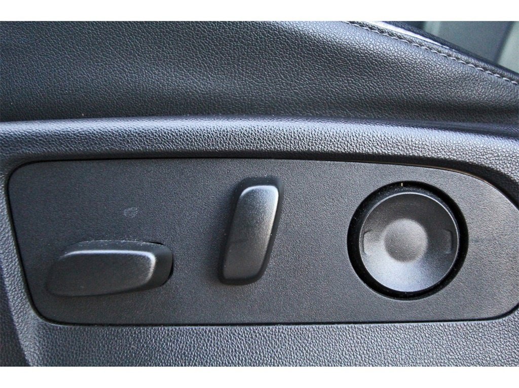 Used 2024 GMC Sierra 1500 SLT image 24