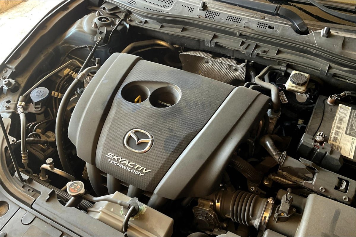 Used 2017 MAZDA MAZDA3 Sport FWD image 32