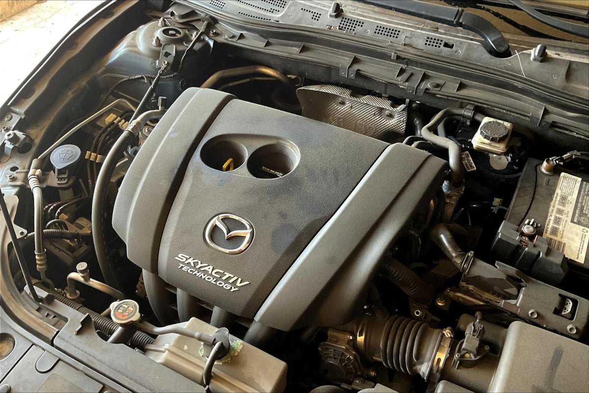Used 2017 MAZDA MAZDA3 Sport FWD image 32