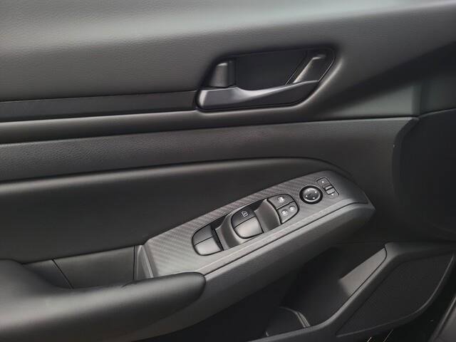 New 2025 Nissan Altima 2.5 S image 12