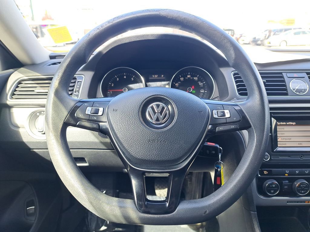 Used 2016 Volkswagen Passat 1.8T S image 19