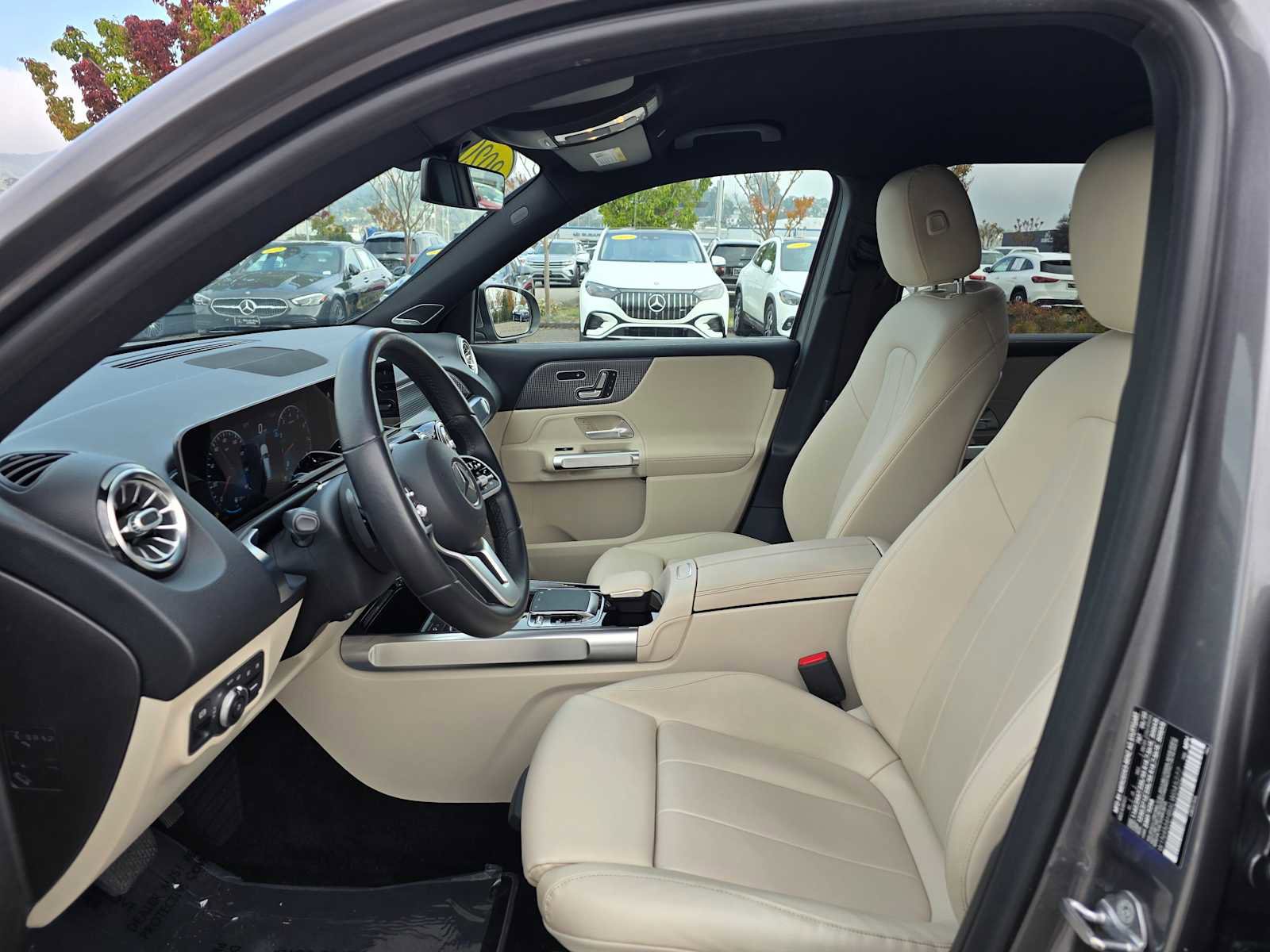 Used 2020 Mercedes-Benz GLB 250 4MATIC image 22