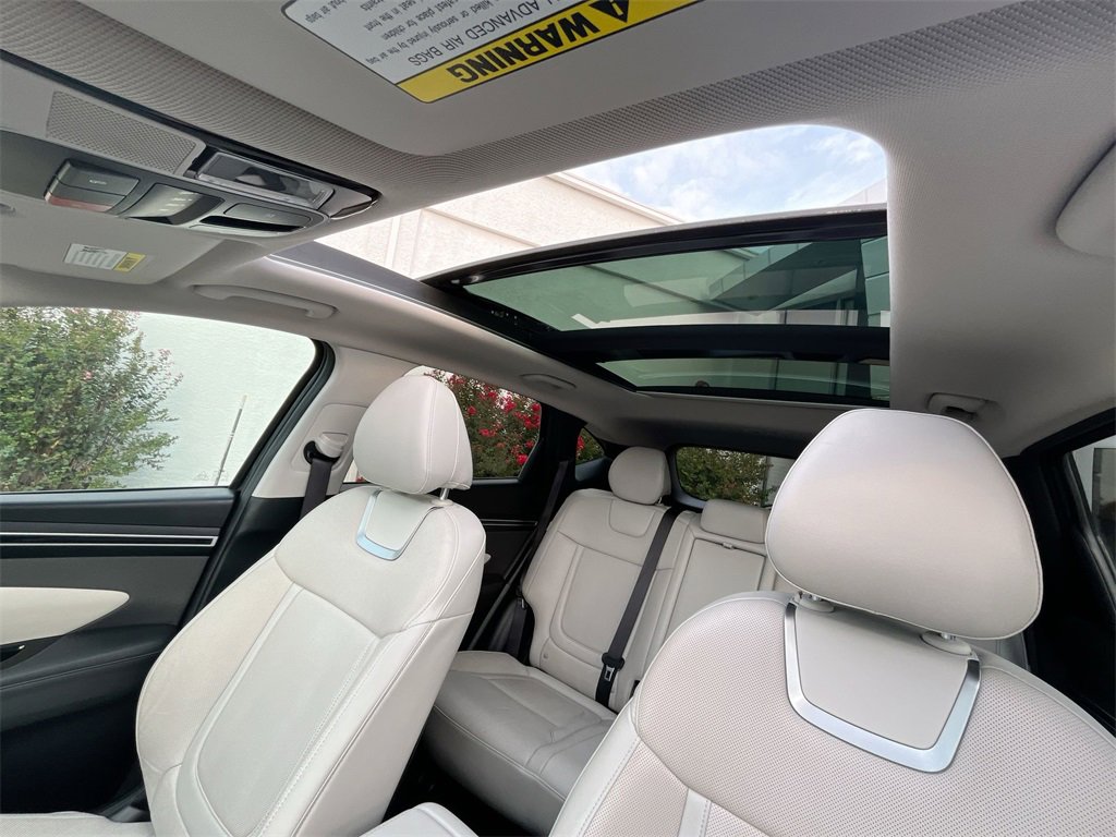 Used 2024 Hyundai Tucson Limited image 31