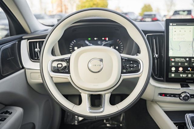 New 2026 Volvo XC60 B5 Ultra w/ Protection Package Premier image 28