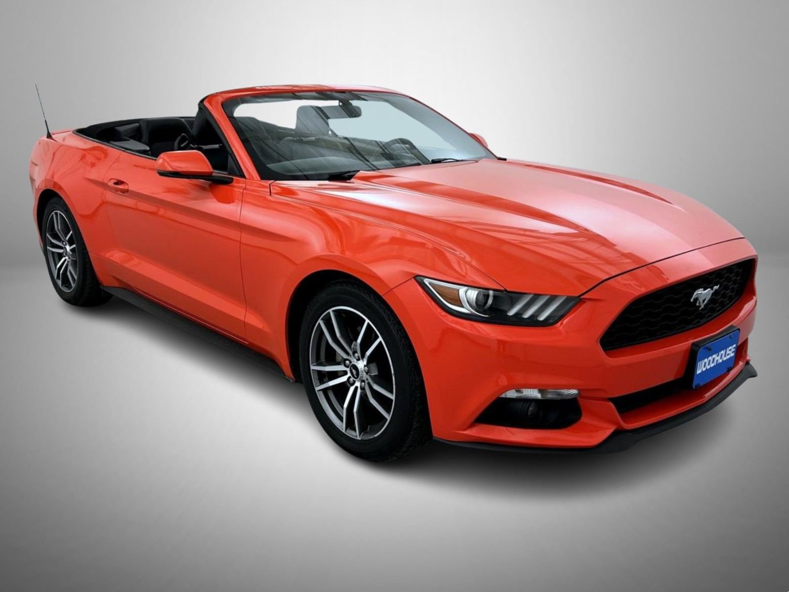 Used 2016 Ford Mustang Premium image 3
