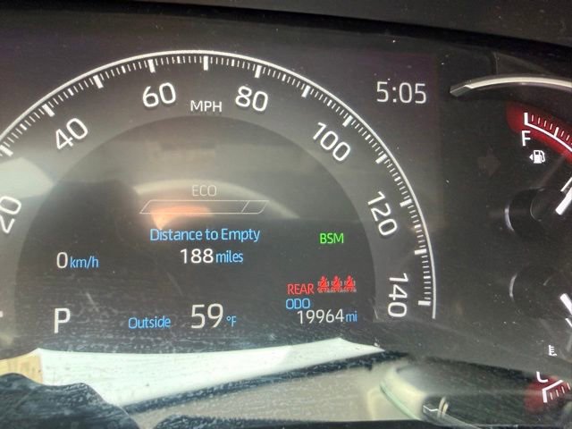 Used 2024 Toyota RAV4 XLE Premium FWD image 12