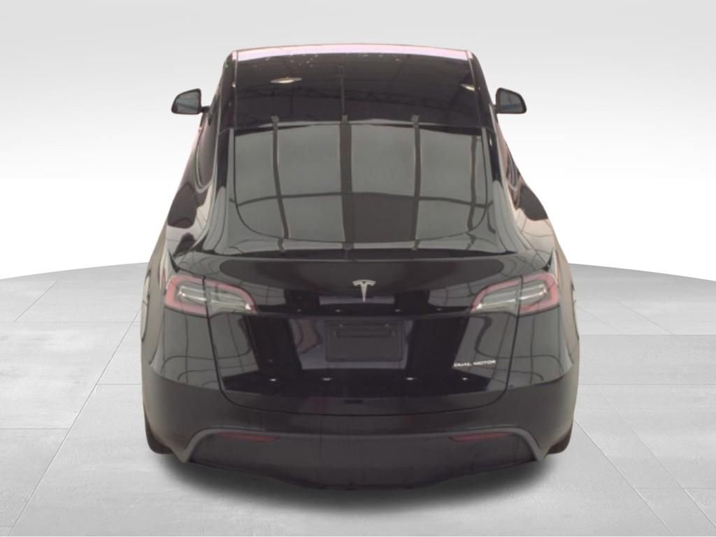 Used 2023 Tesla Model Y Long Range image 6