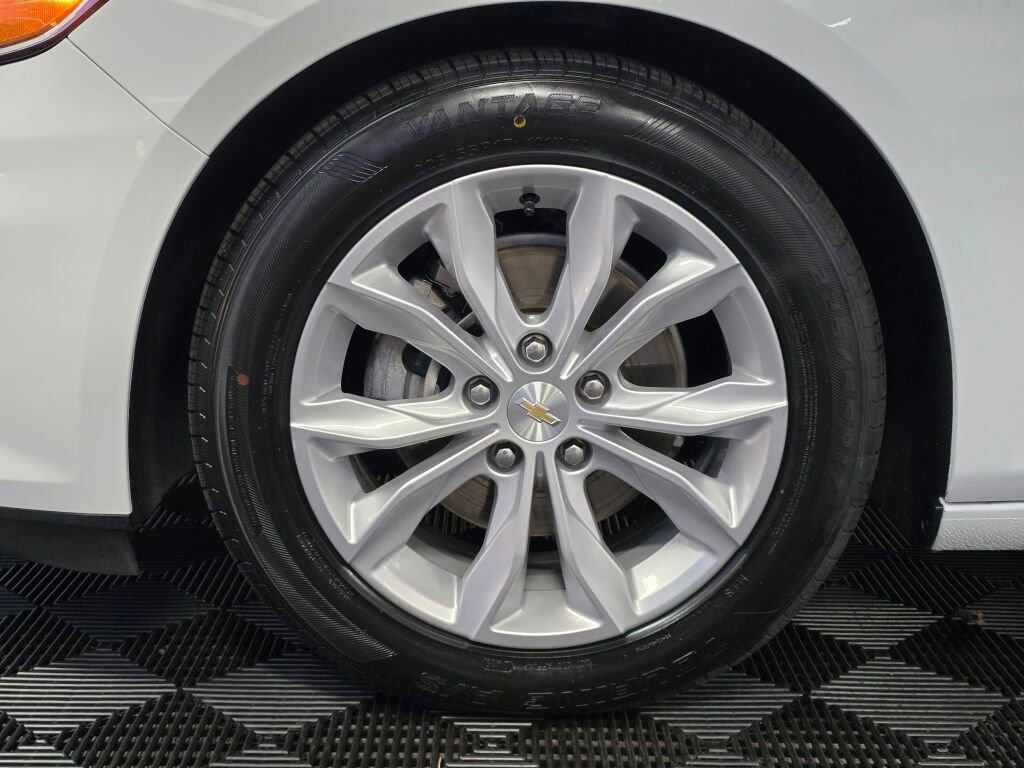 Used 2024 Chevrolet Malibu LT image 12