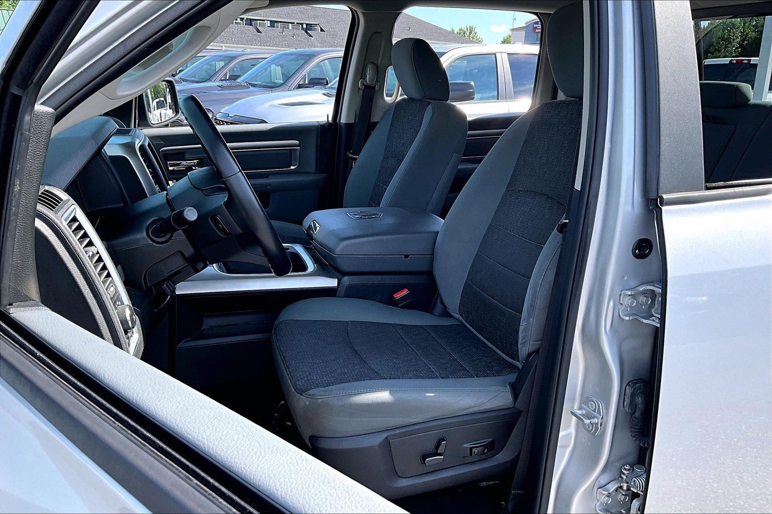 Used 2019 RAM 1500 Lone Star RWD image 20