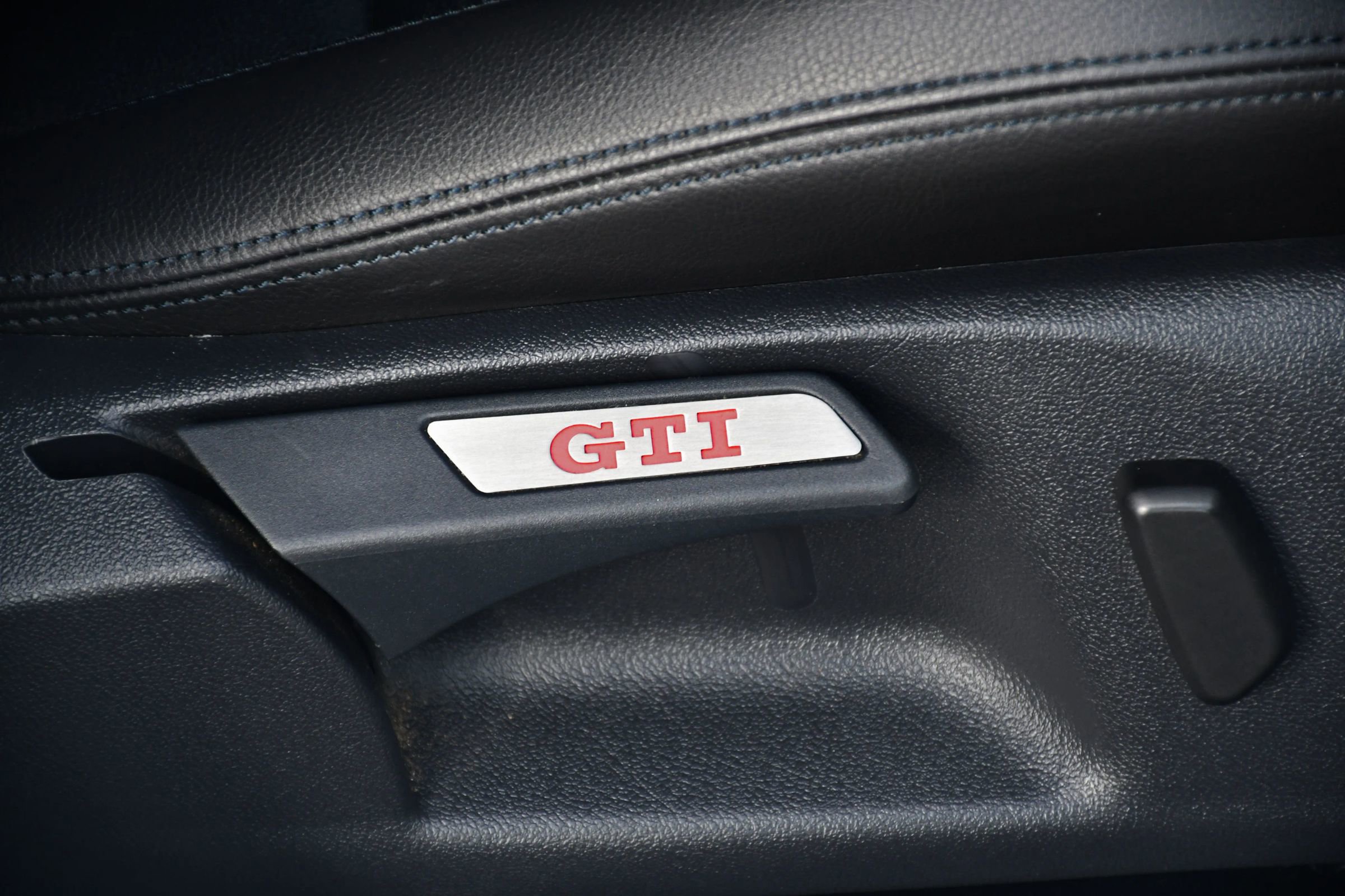 Used 2013 Volkswagen GTI Driver's Edition image 28
