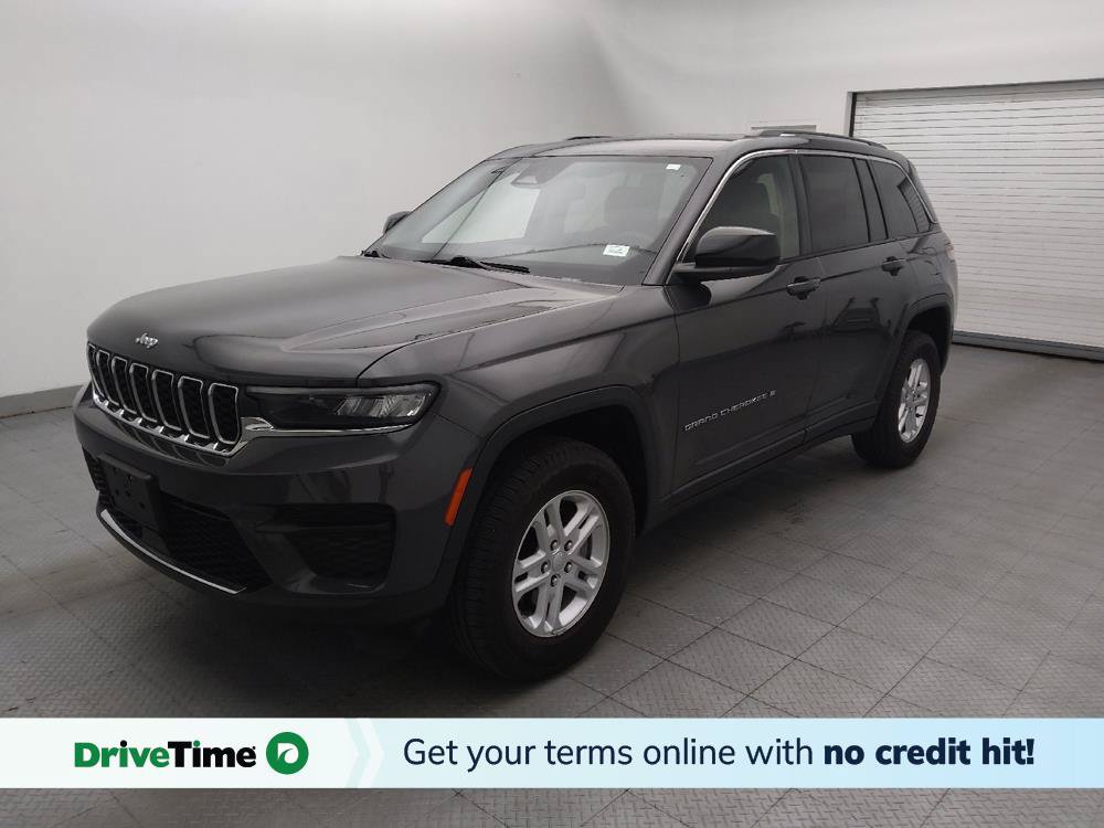 Used 2023 Jeep Grand Cherokee Laredo