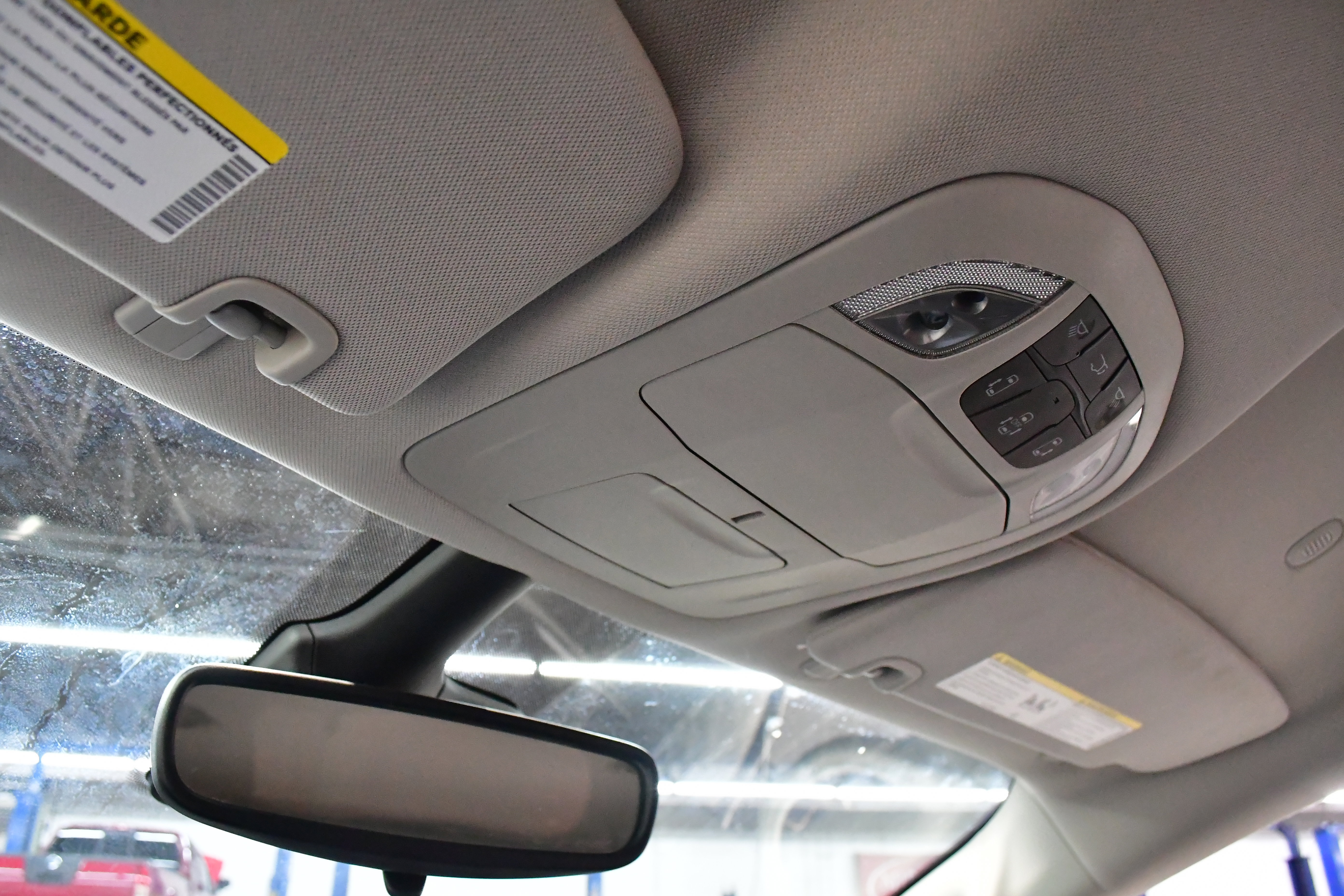 Used 2024 Chrysler Pacifica Touring-L image 64