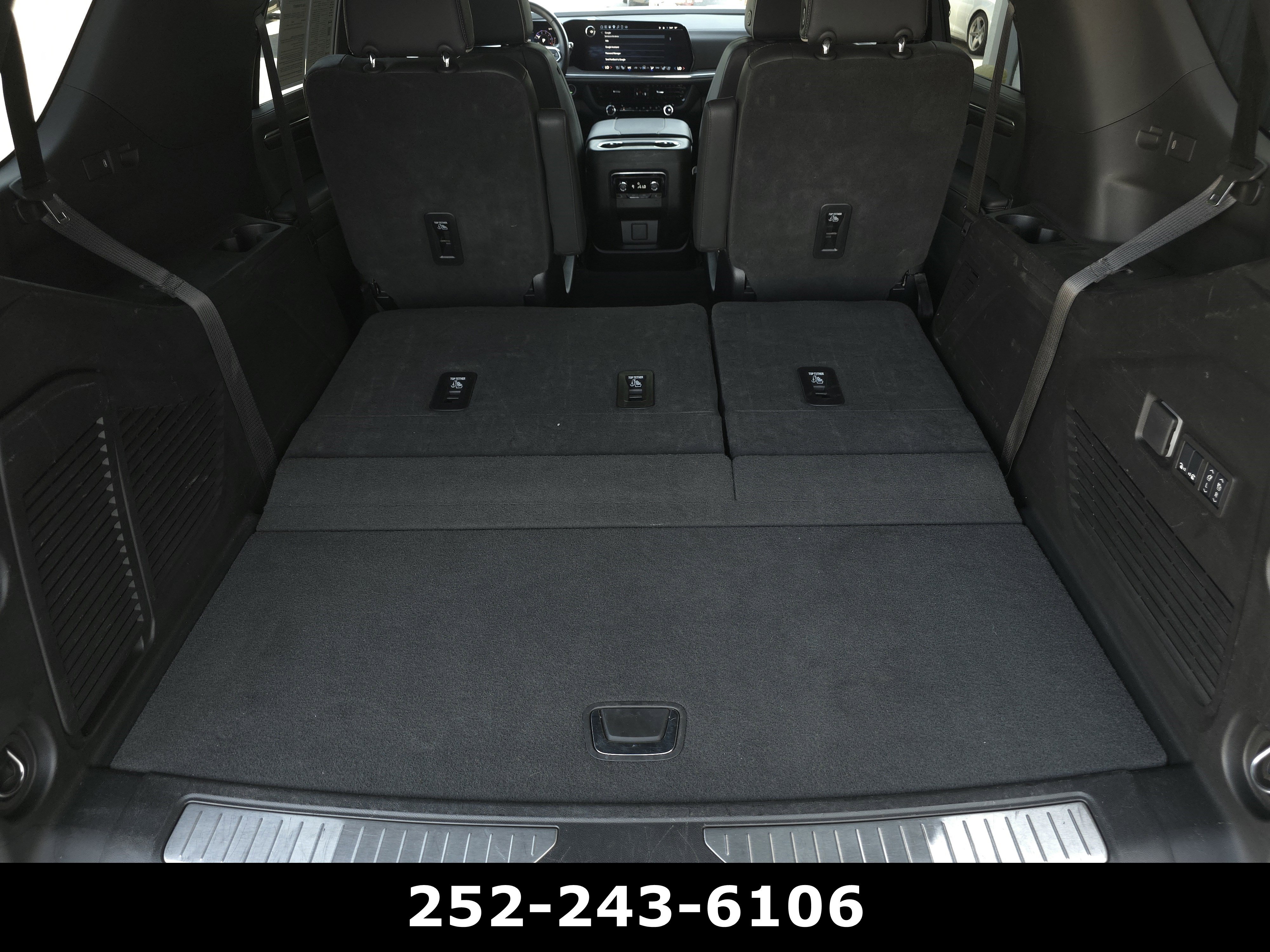 Used 2025 Chevrolet Tahoe Premier RWD image 39