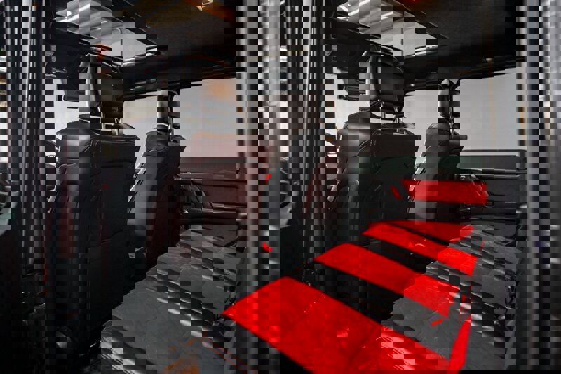 Used 2018 Mercedes-Benz G 550 Squared image 26