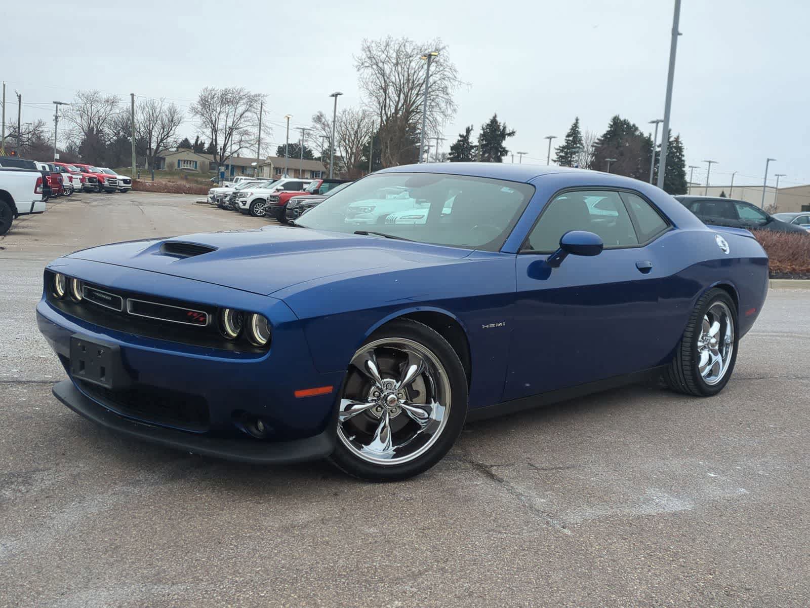 Used 2022 Dodge Challenger R/T w/ Driver Convenience Group image 1