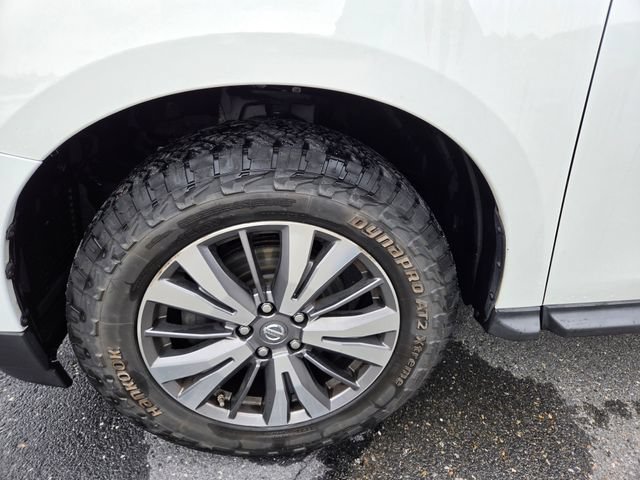 Used 2018 Nissan Pathfinder SV AWD/4WD image 31