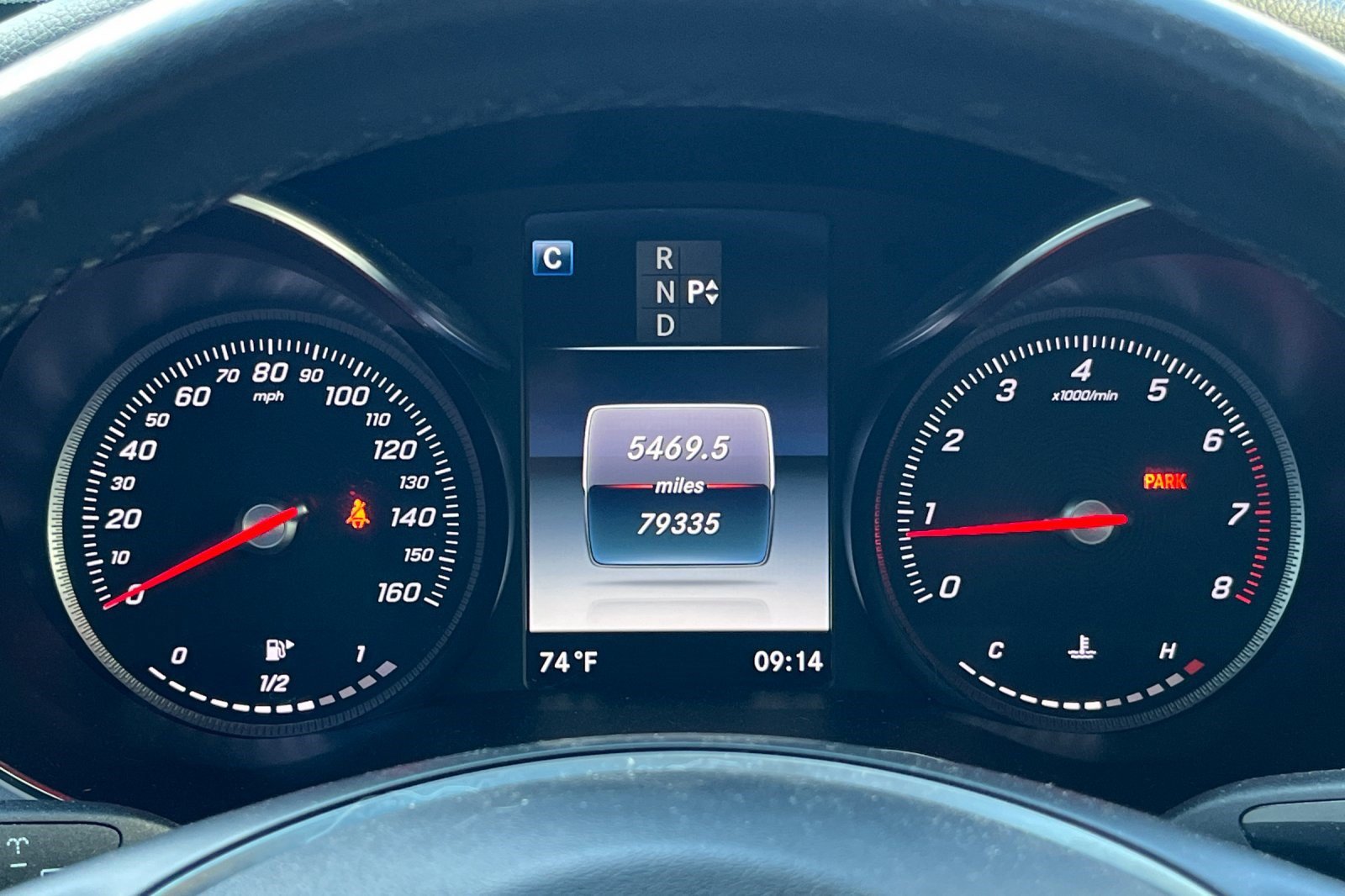 Used 2018 Mercedes-Benz GLC 300 4MATIC image 8