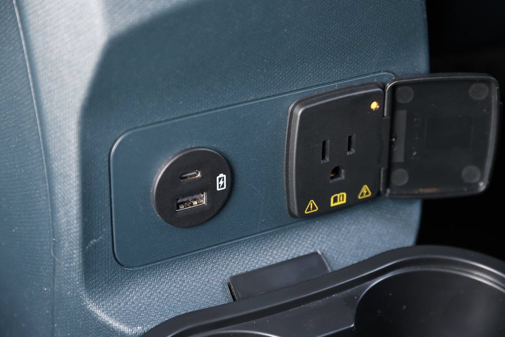 Used 2024 Ford Maverick Lariat FWD image 19
