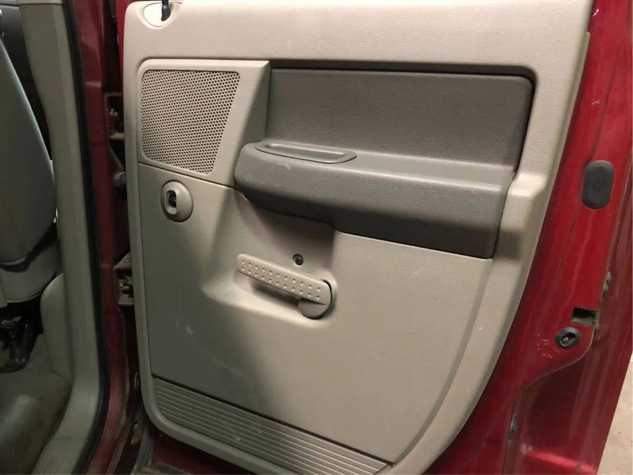 Used 2007 Dodge Ram 3500 Truck SLT image 16