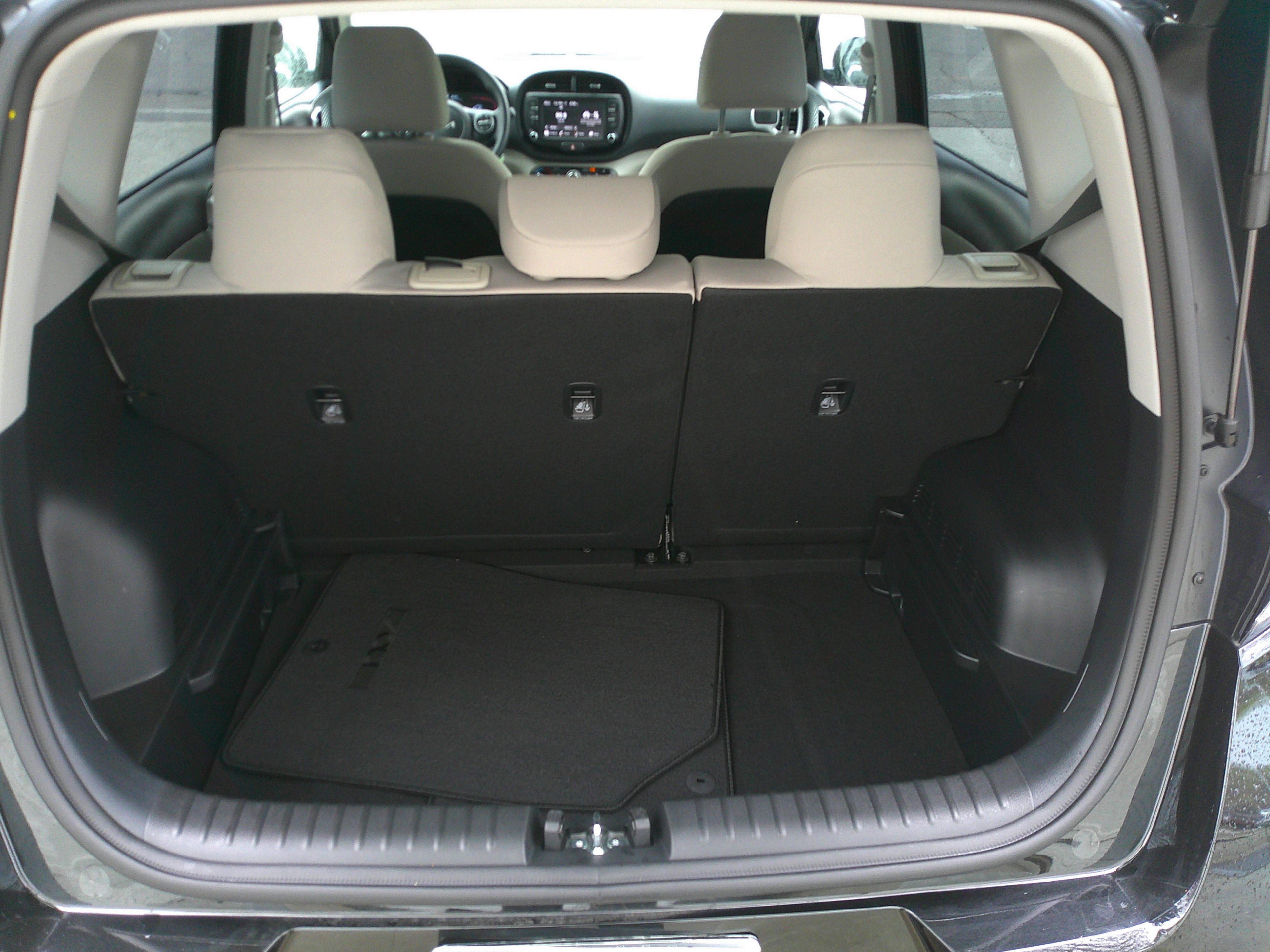 Used 2025 Kia Soul LX w/ LX Technology Package image 35