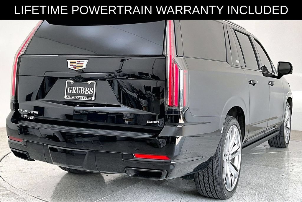 Used 2025 Cadillac Escalade ESV Sport Platinum AWD/4WD image 2