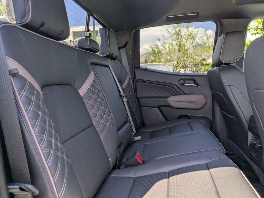 New 2026 GMC Canyon Denali w/ LPO, Denali Black Edition AWD/4WD image 19