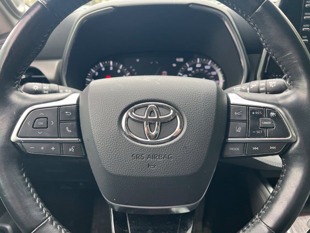 Used 2021 Toyota Highlander Limited AWD/4WD image 22