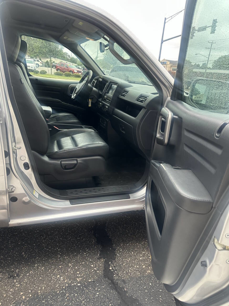 Used 2014 Honda Ridgeline SE image 10