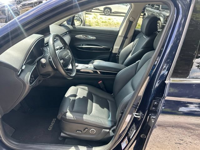 Used 2025 Genesis GV70 2.5T AWD/4WD image 5