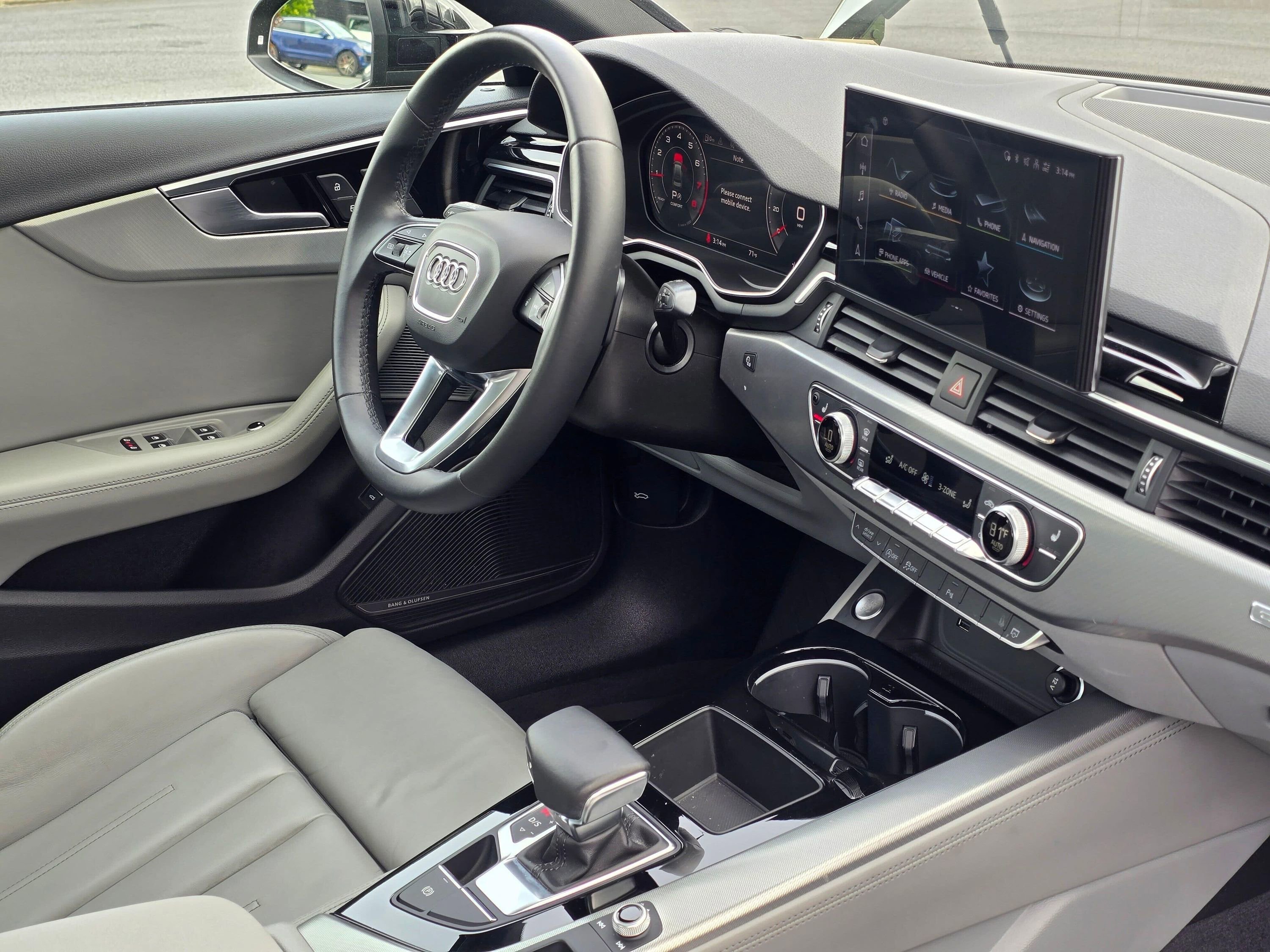 Used 2023 Audi A4 2.0T Premium Plus w/ Premium Plus Package AWD/4WD image 28