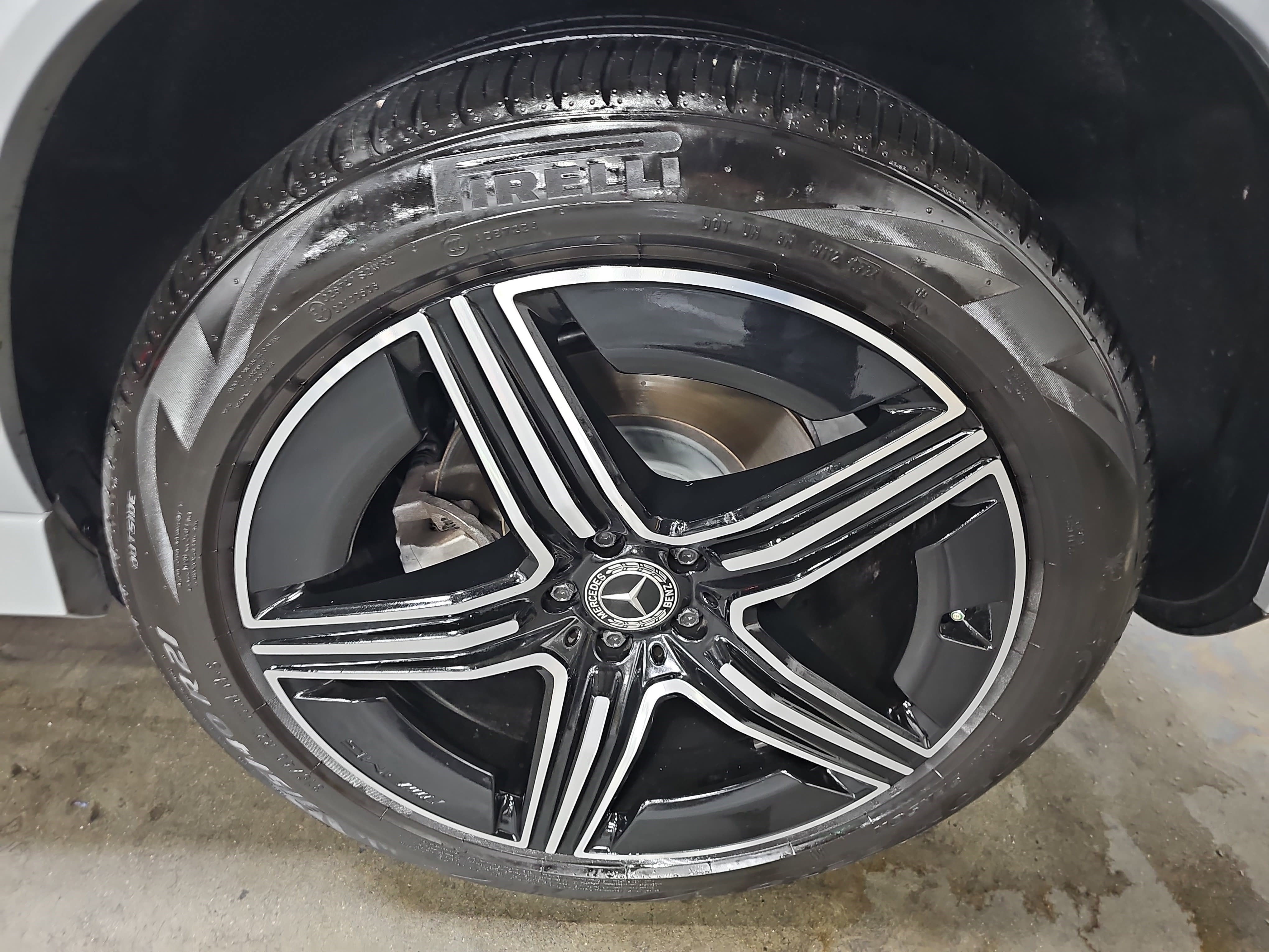 Certified 2024 Mercedes-Benz GLE 580 4MATIC image 38