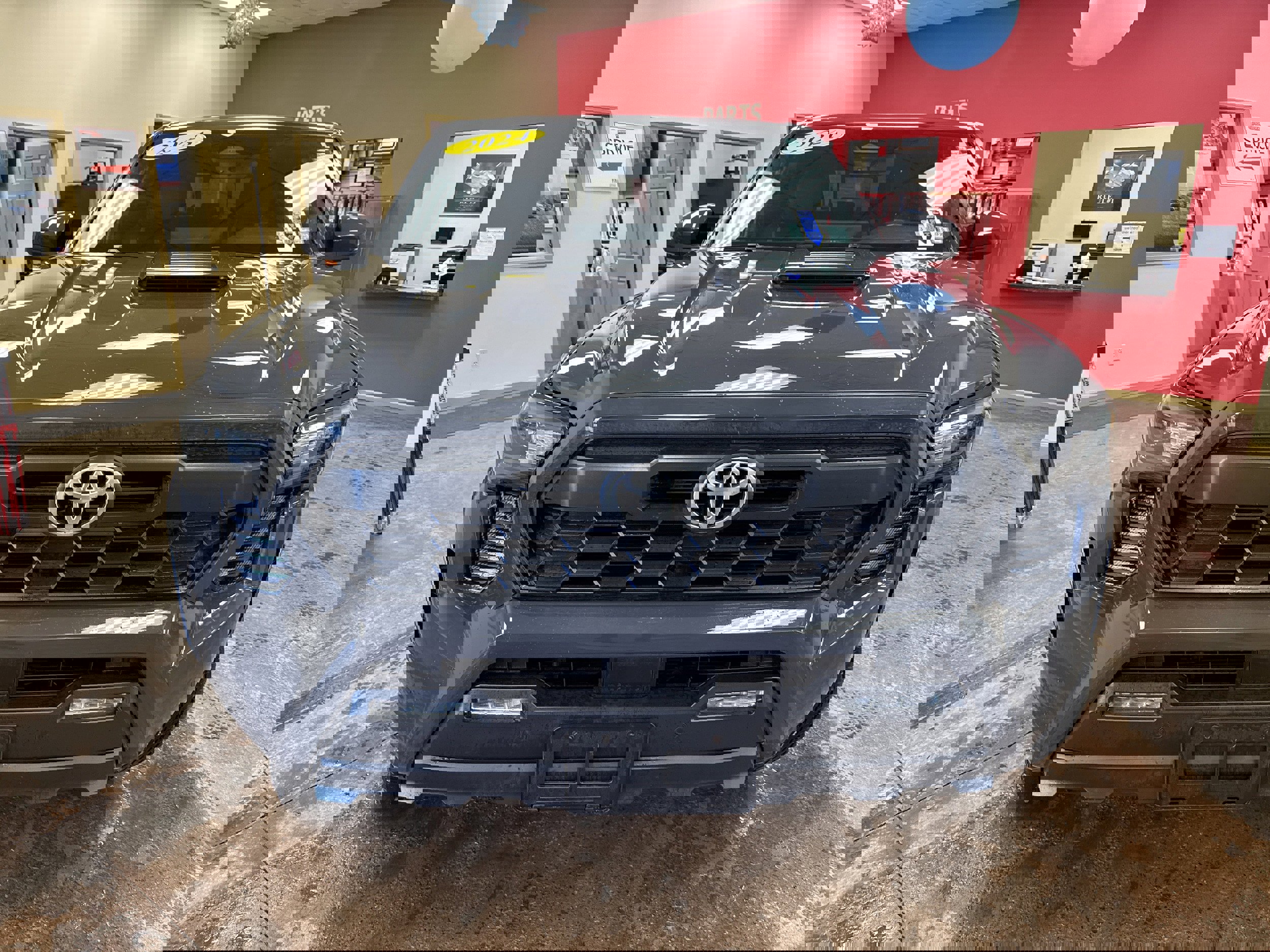 Used 2024 Toyota Tacoma TRD Sport w/ TRD Sport Upgrade Package image 2