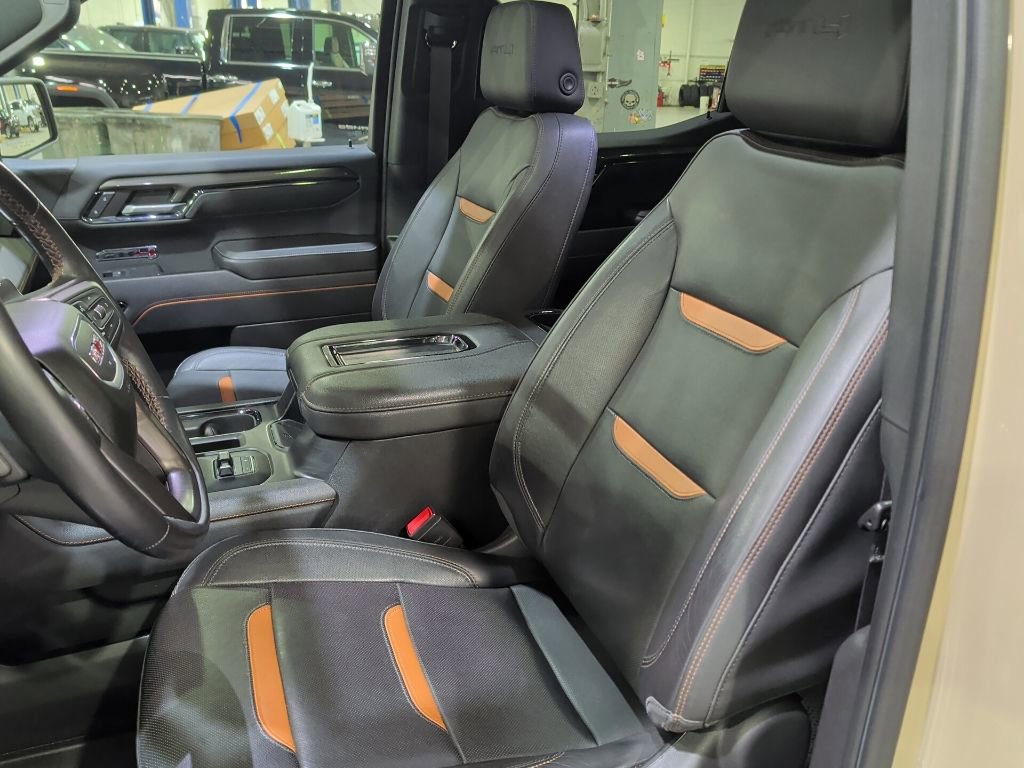 Used 2022 GMC Sierra 1500 AT4 w/ AT4 Premium Package image 13
