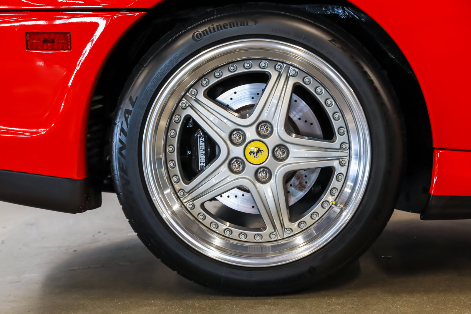 Used 2000 Ferrari 550 Maranello Coupe RWD image 13