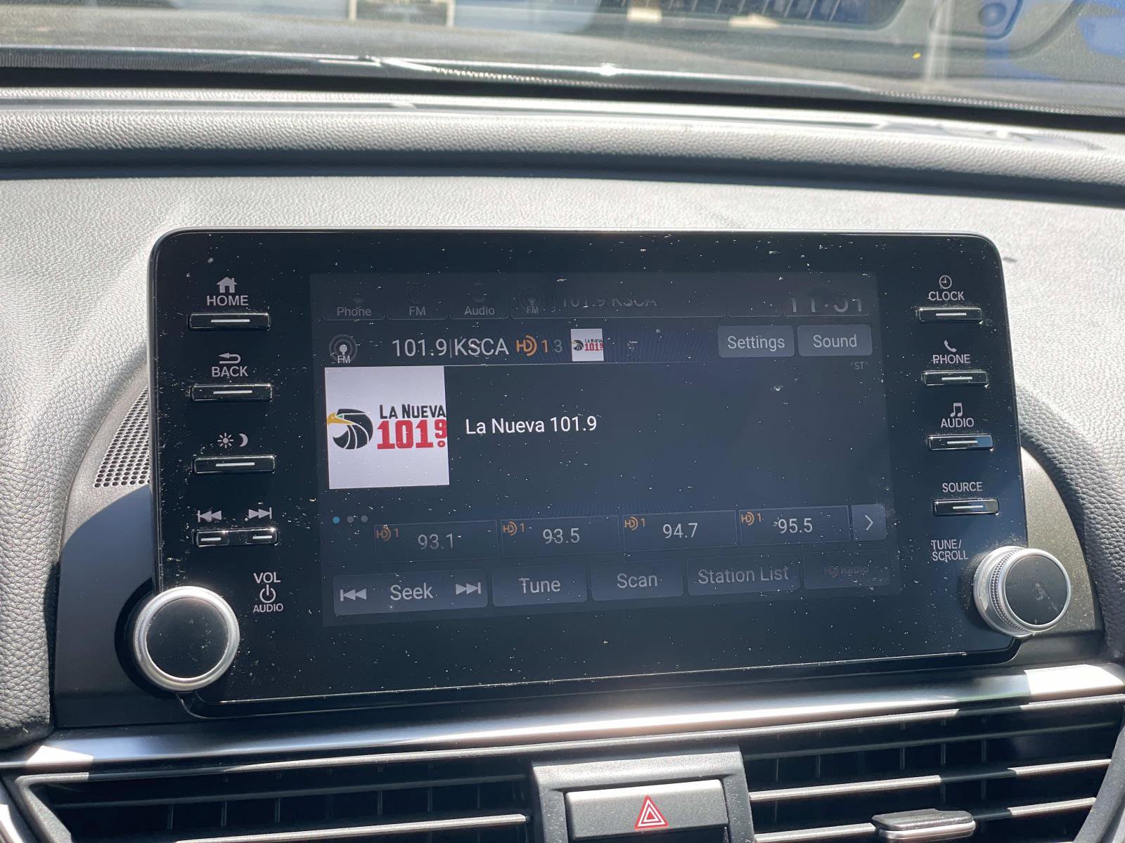 Used 2020 Honda Accord EX image 7