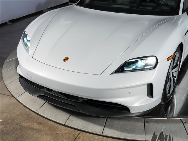New 2026 Porsche Taycan AWD/4WD image 11