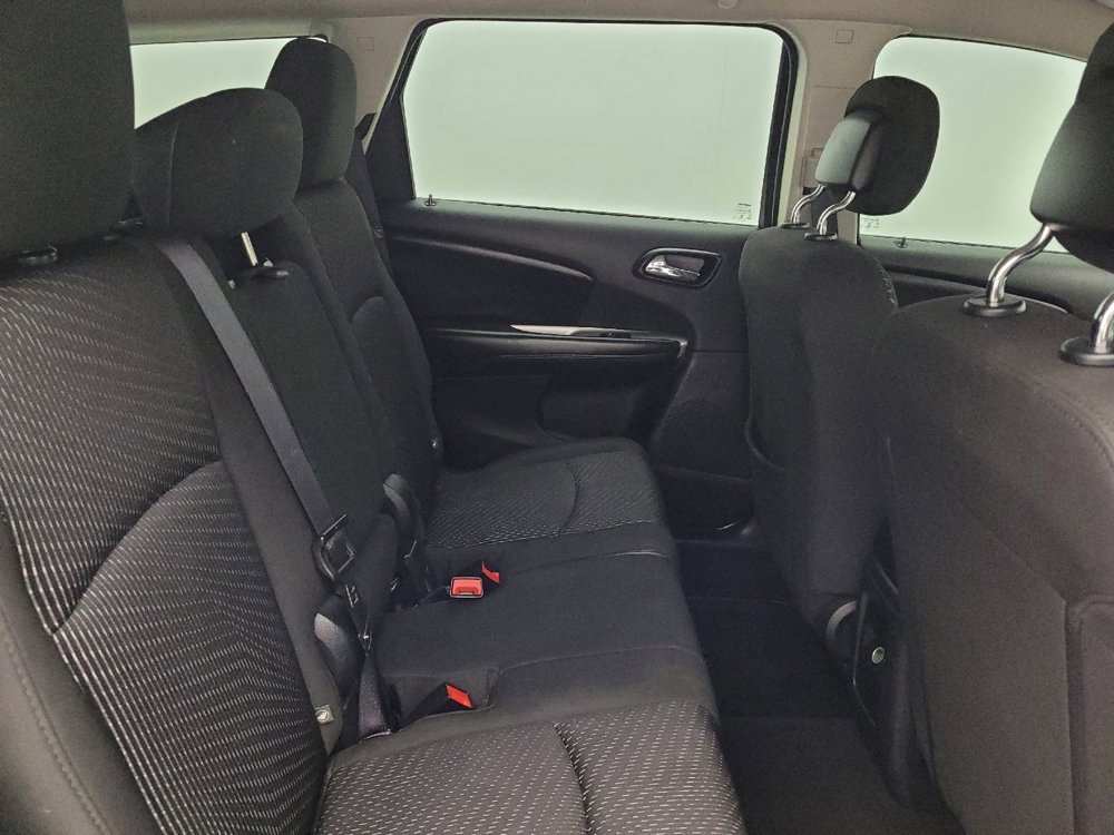 Used 2015 Dodge Journey American Value Package w/ Flexible Seating Group FWD image 19