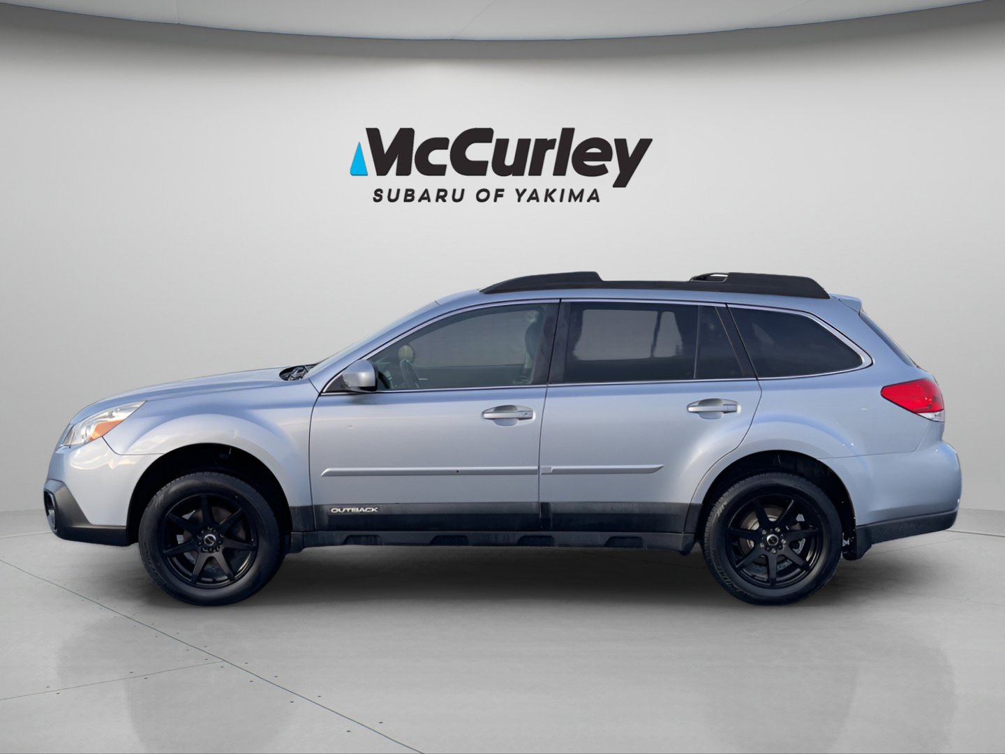 Used 2014 Subaru Outback 2.5i Limited w/ Moonroof Package image 2