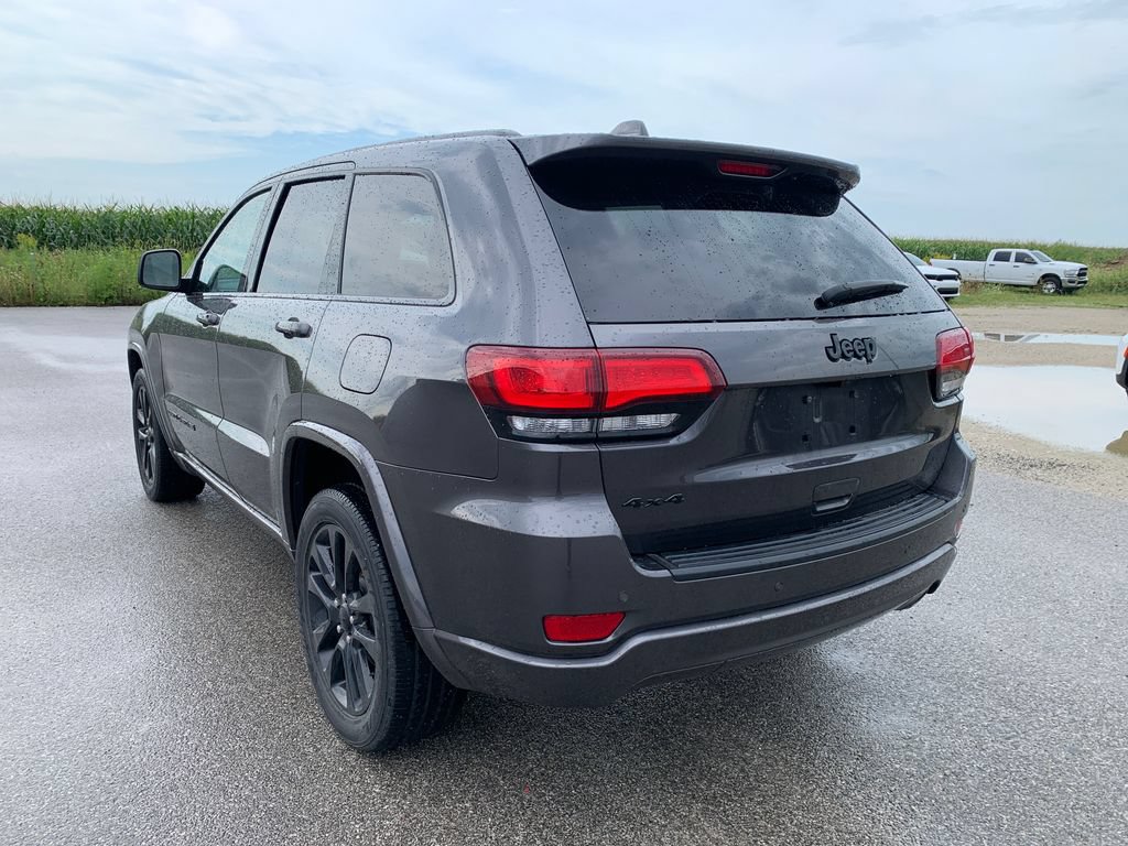 Used 2020 Jeep Grand Cherokee Altitude AWD/4WD image 6