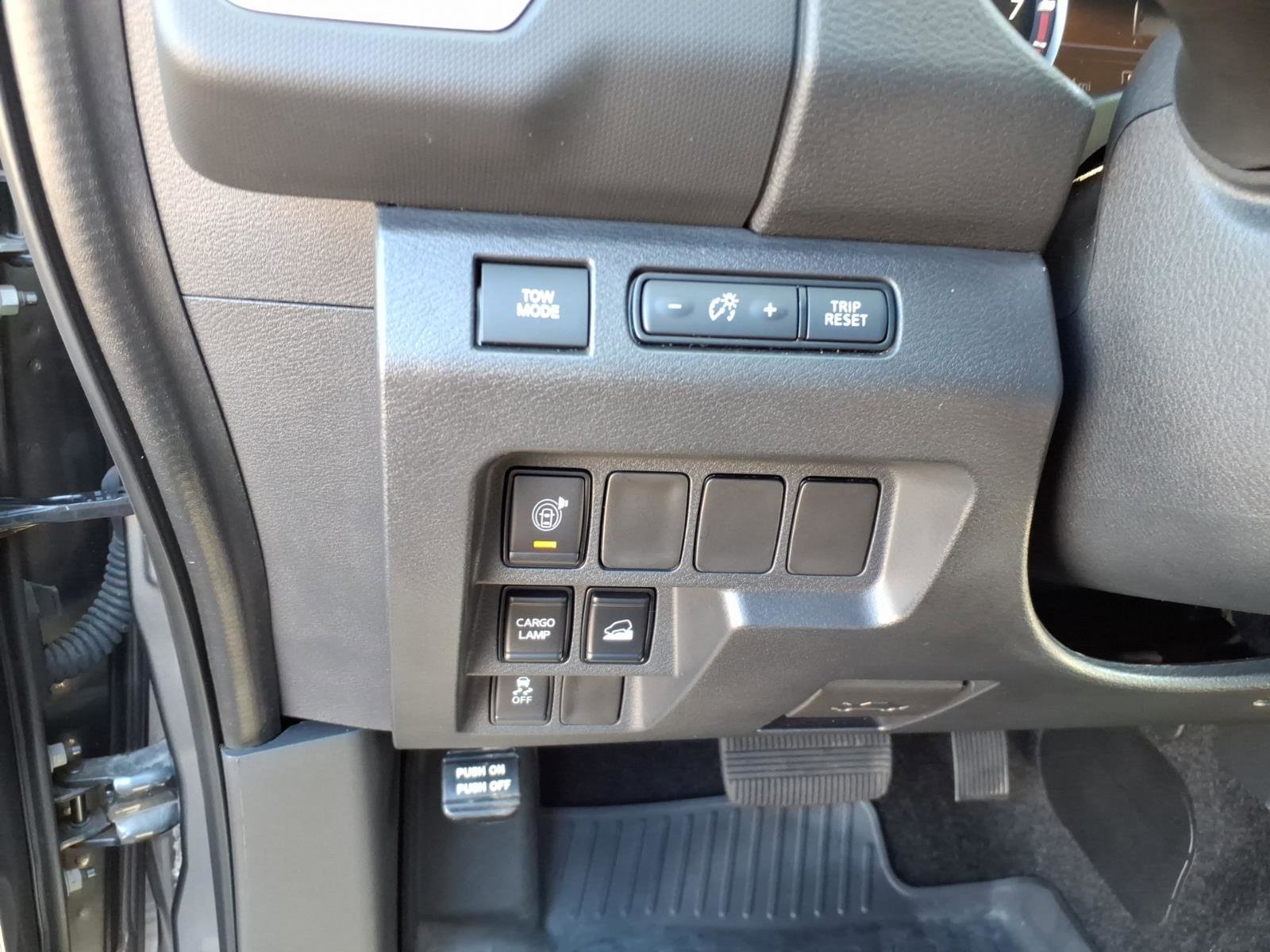 Used 2022 Nissan Frontier SV w/ Technology Package AWD/4WD image 19