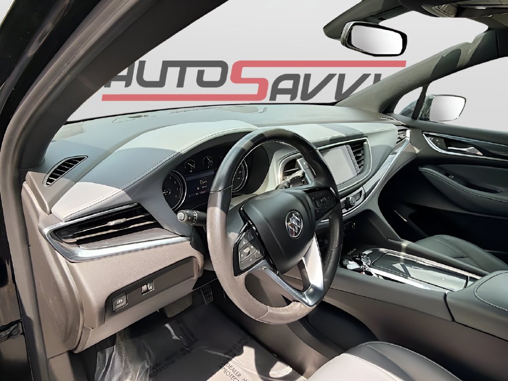 Used 2023 Buick Enclave Essence w/ Sport Touring Edition FWD image 9