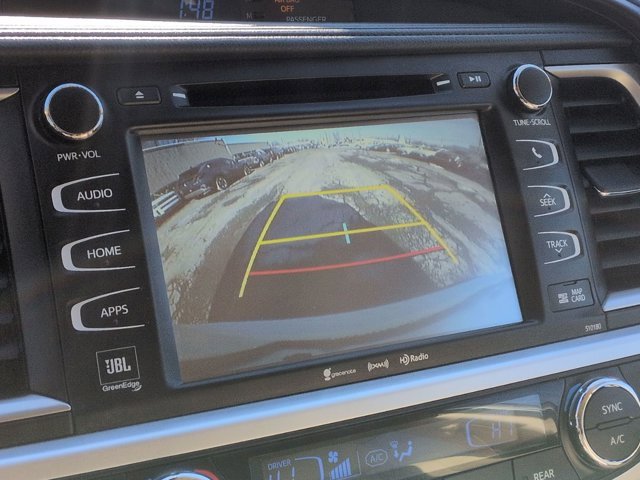 Certified 2017 Toyota Highlander Limited image 29