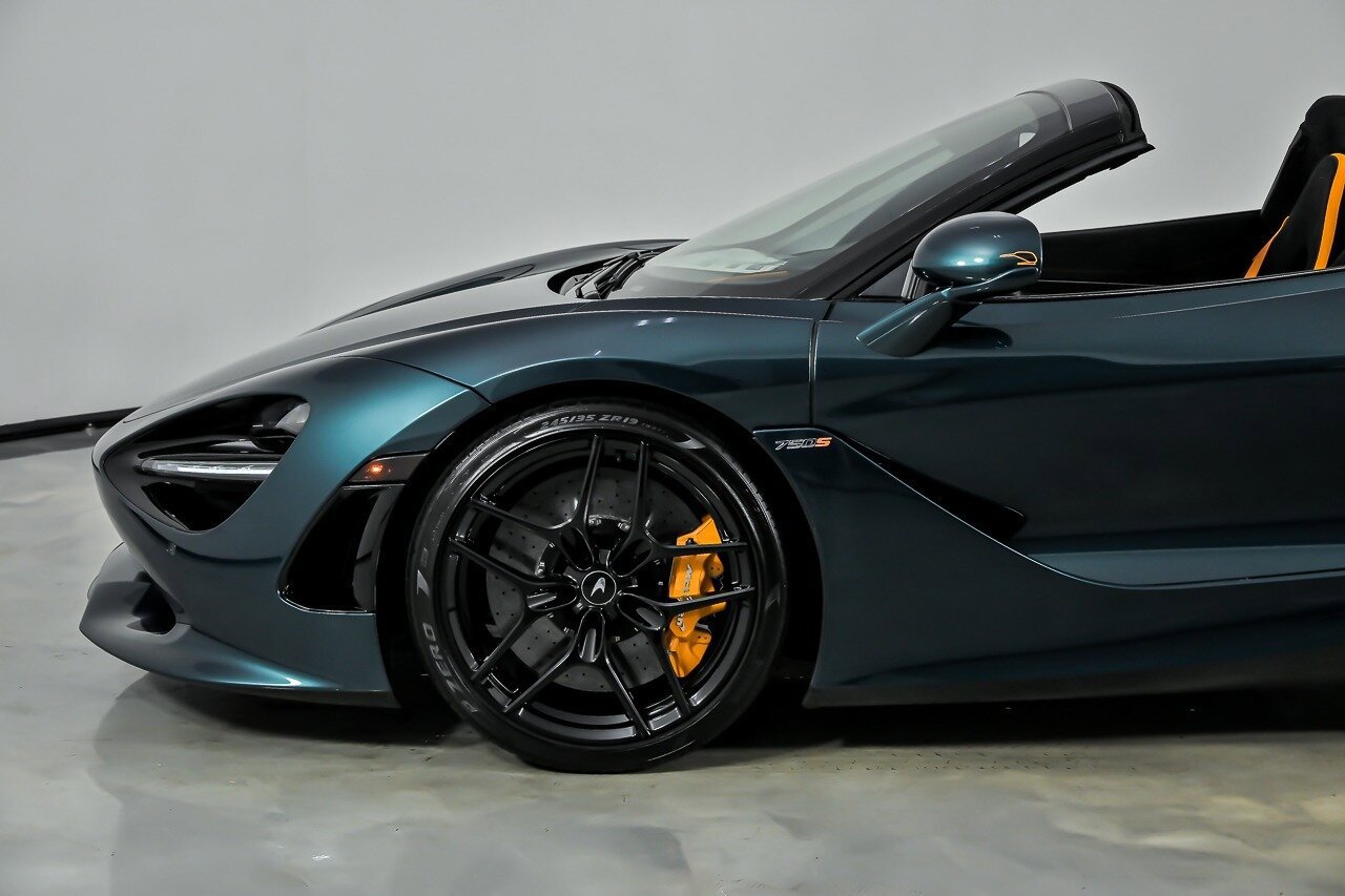 Used 2024 McLaren 750S Spider RWD image 7