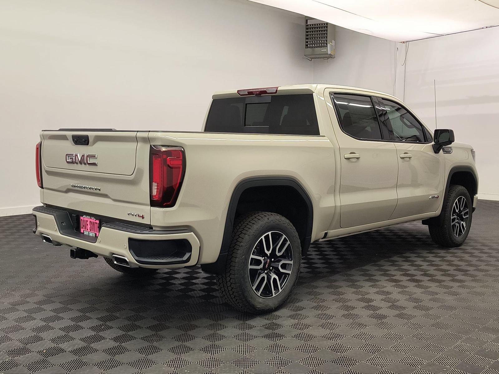 New 2026 GMC Sierra 1500 AT4 w/ Technology Package AWD/4WD image 9