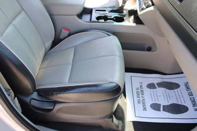Used 2021 Kia Sedona EX FWD image 19